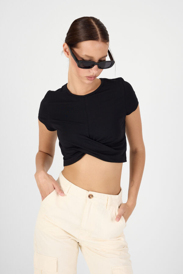 kadın crop body modal model